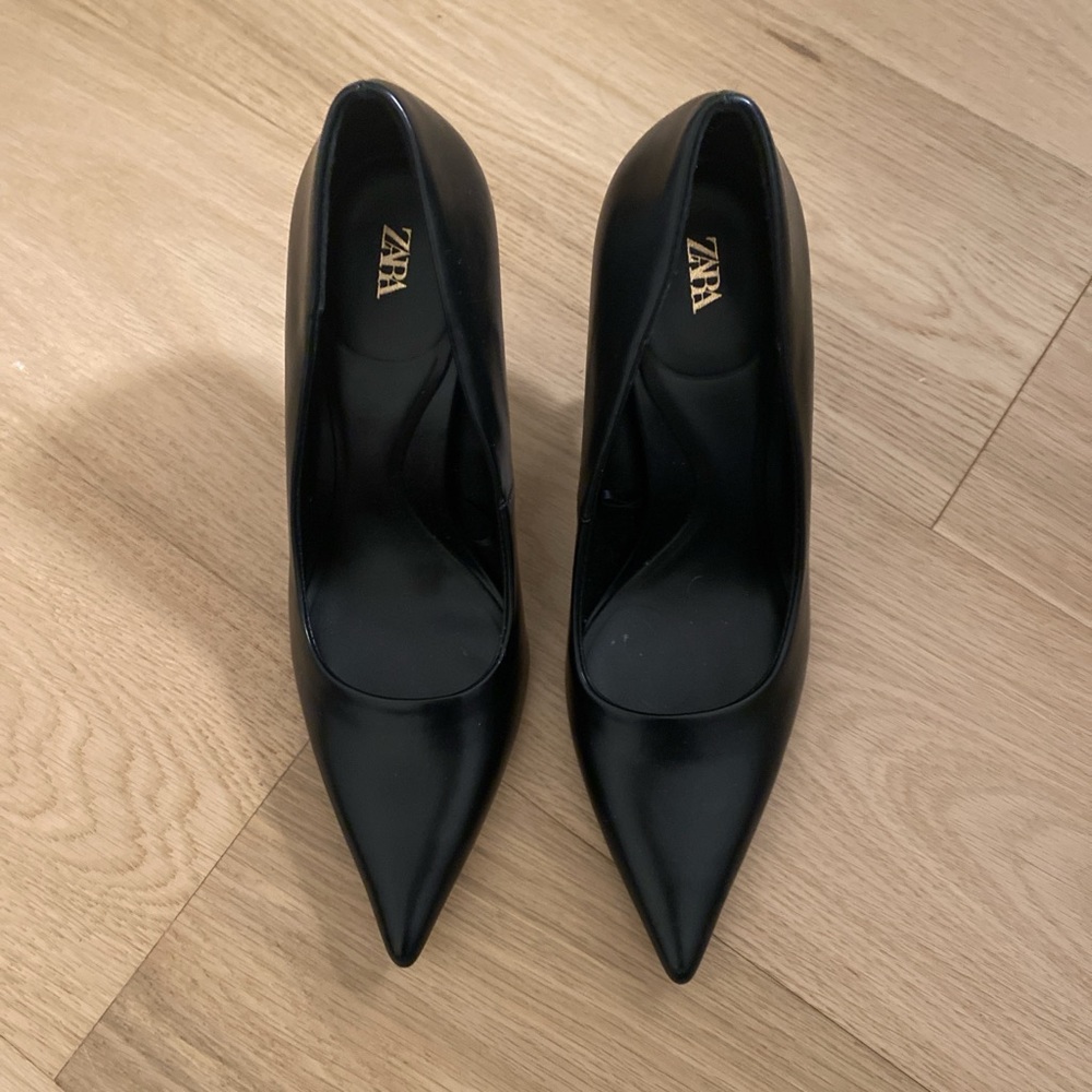 Zara pumps